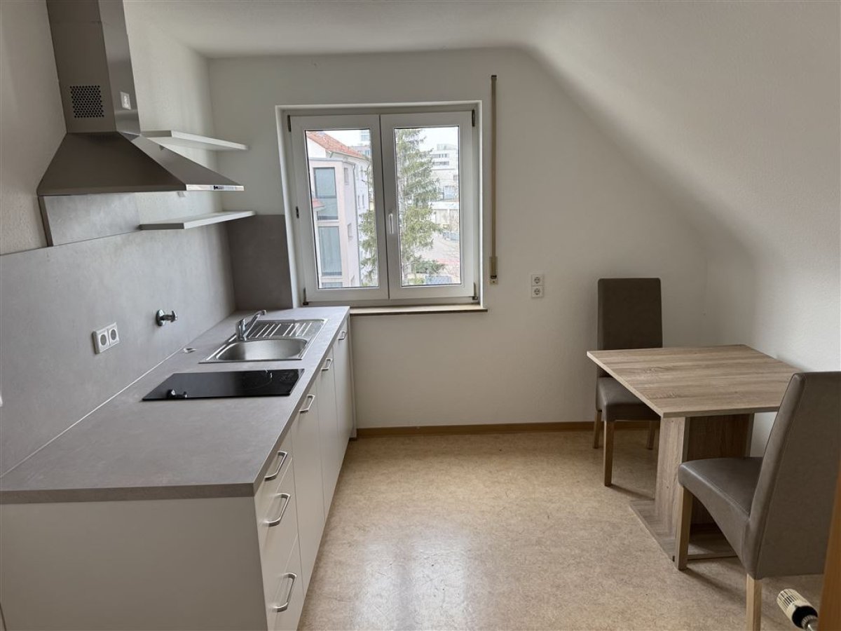 Küche Mit Essbereich