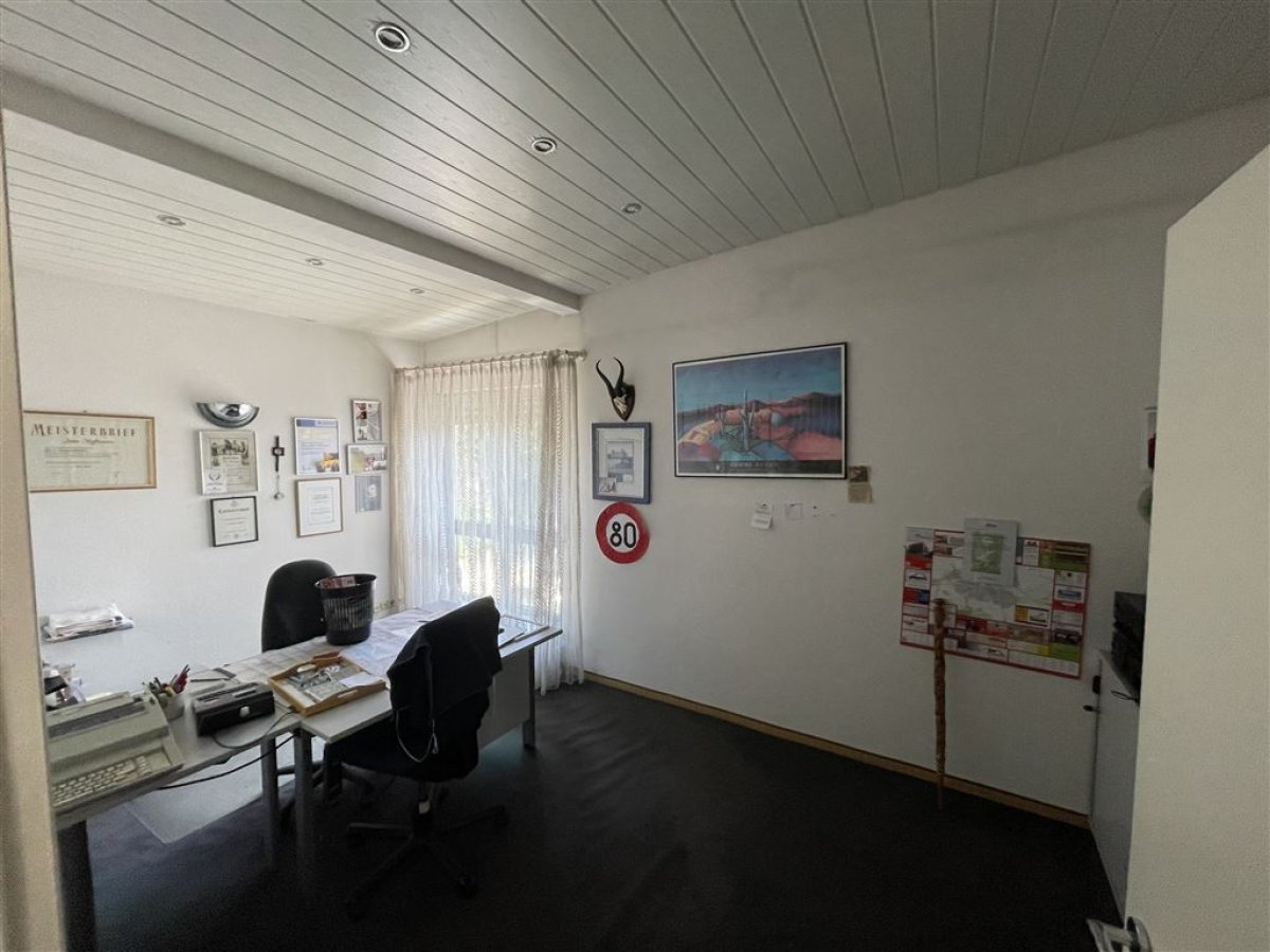 Büro