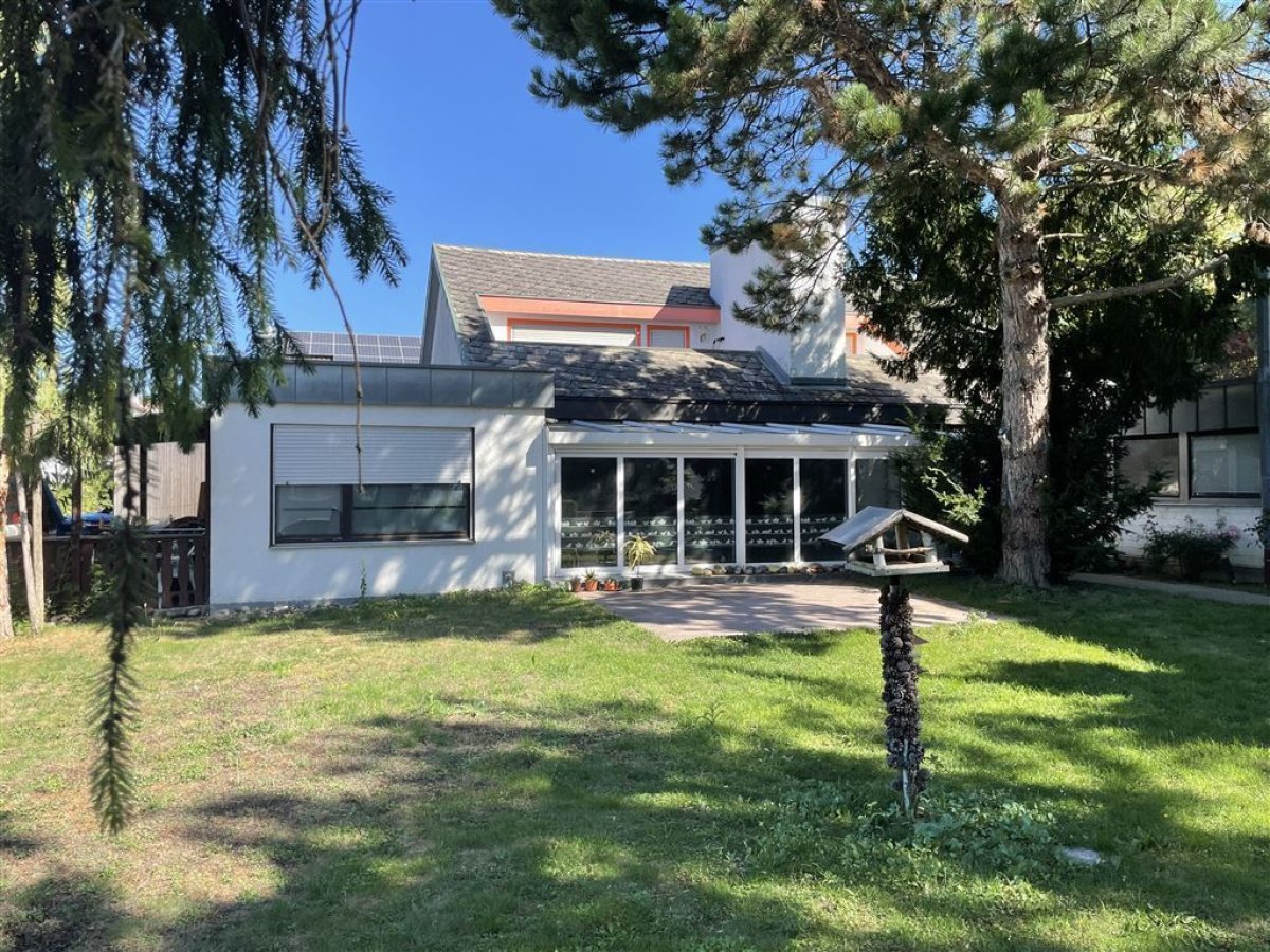 Einfamilienhaus 1973 Mit Anbau Einliegerwohnung